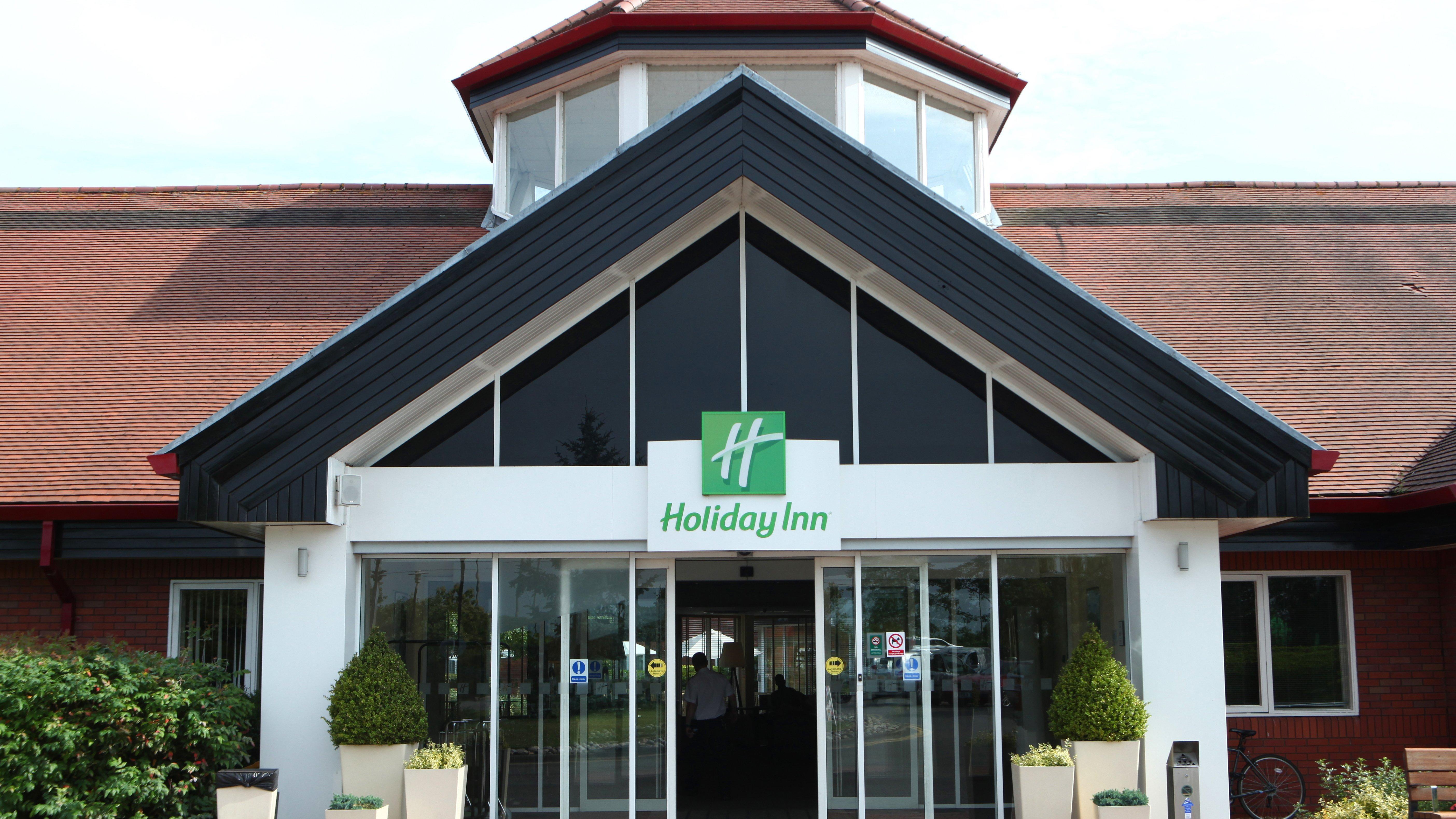Holiday Inn Aylesbury, An Ihg Hotel Aylesbury  Exterior foto